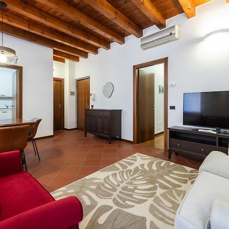 Amanti Apartment In Верона Экстерьер фото